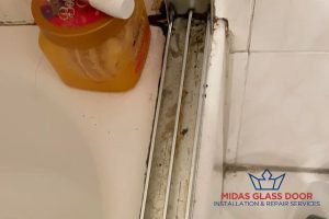 common-causes-of-a-stuck-sliding-glass-door-how-to-repair-a-stuck-sliding-glass-door-midas-glass-door-singapore