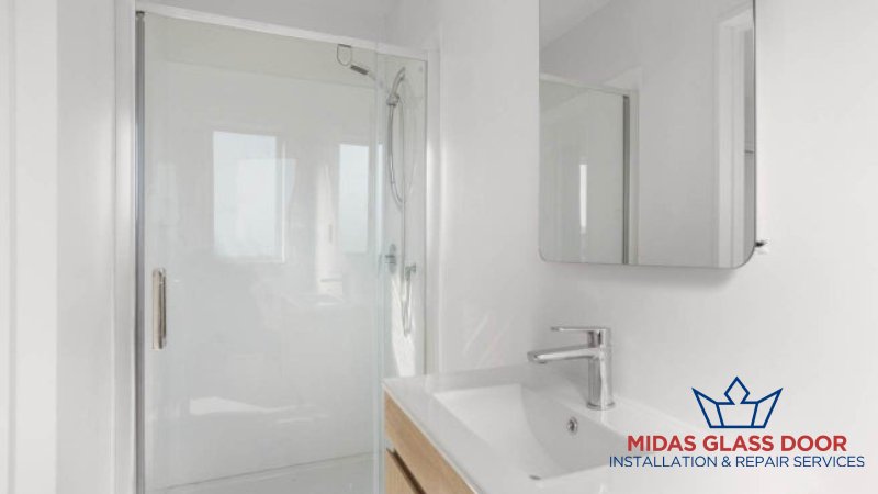 featured-6-common-mistakes-when-selecting-a-bathroom-glass-door-midas-glass-door-singapore