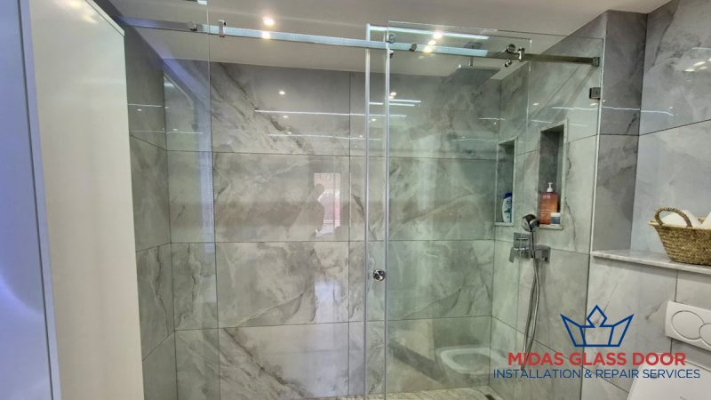 featured-key-factors-to-consider-when-choosing-shower-screen-sliding-doors-in-singapore-sliding-glass-doors-midas-glass-door-singapore