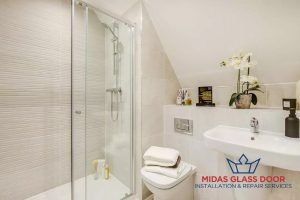 frame-design-options-key-factors-to-consider-when-choosing-shower-screen-sliding-doors-in-singapore-sliding-glass-doors-midas-glass-door-singapore