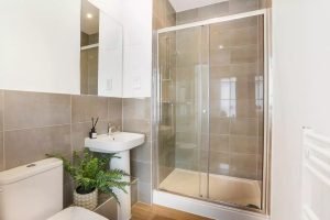 framed-sliding-glass-door-frameless-vs-framed-sliding-glass-doors-which-to-choose-in-singapore-sliding-glass-door-midas-glass-door-singapore