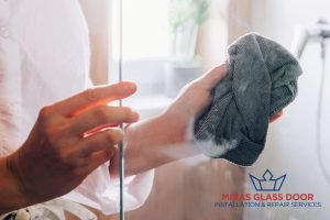 maintenance-and-durability-frameless-vs-framed-sliding-glass-doors-which-to-choose-in-singapore-sliding-glass-door-midas-glass-door-singapore