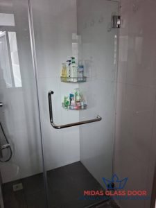 sliding-glass-door-installation-services-midas-glass-door-installation-and-repair-services-singapore-hdb-pasir-ris-2