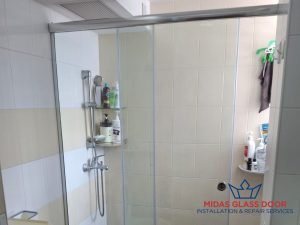 sliding-shower-screen-installation-services-midas-glass-door-installation-singapore-hdb-sengkang-3